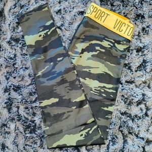 ✰  Victoria's Secret | Leggings.